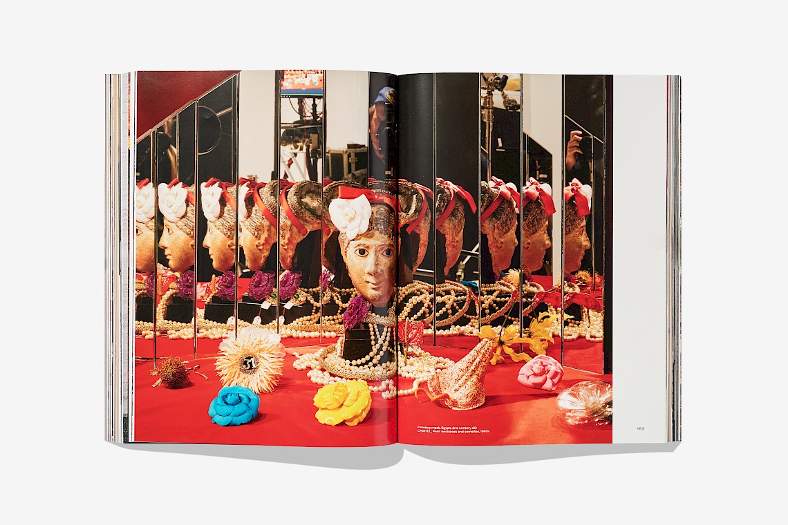 ARTS & CULTURE Vol. 1 - Zak Group